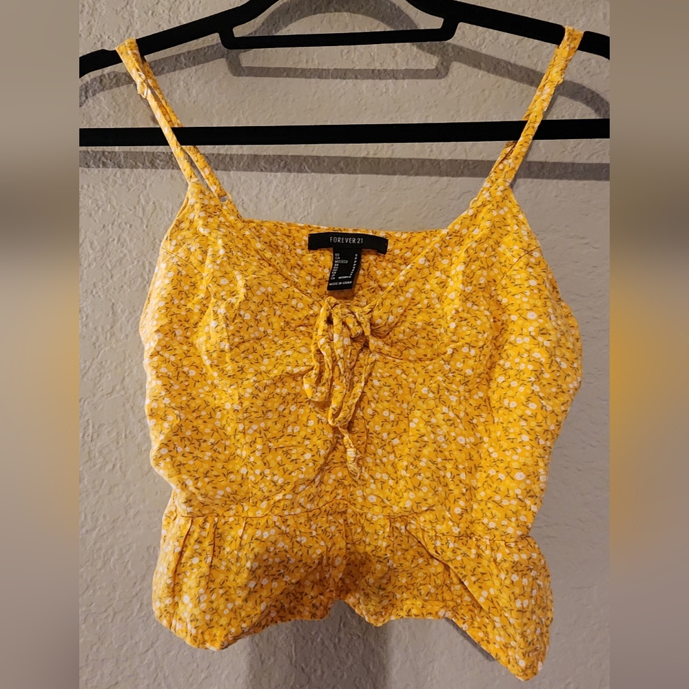 Forever 21 Yellow Floral Women's Top